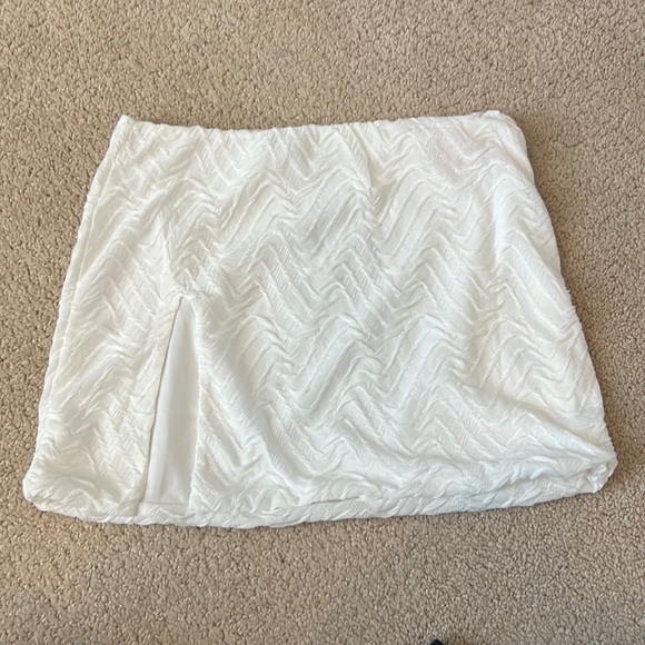 Princess Polly Dresses & Skirts - Princess Polly mini skirt